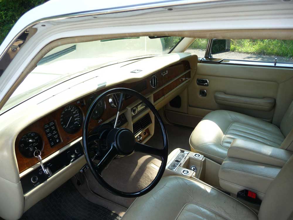 ROLLS ROYCE SILVER SPUR