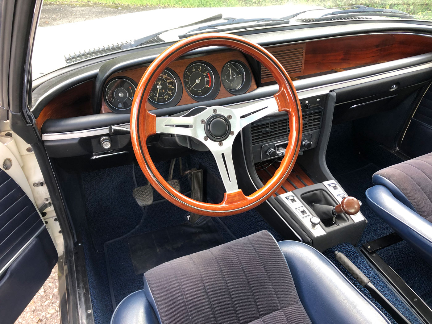 BMW 2800 CS