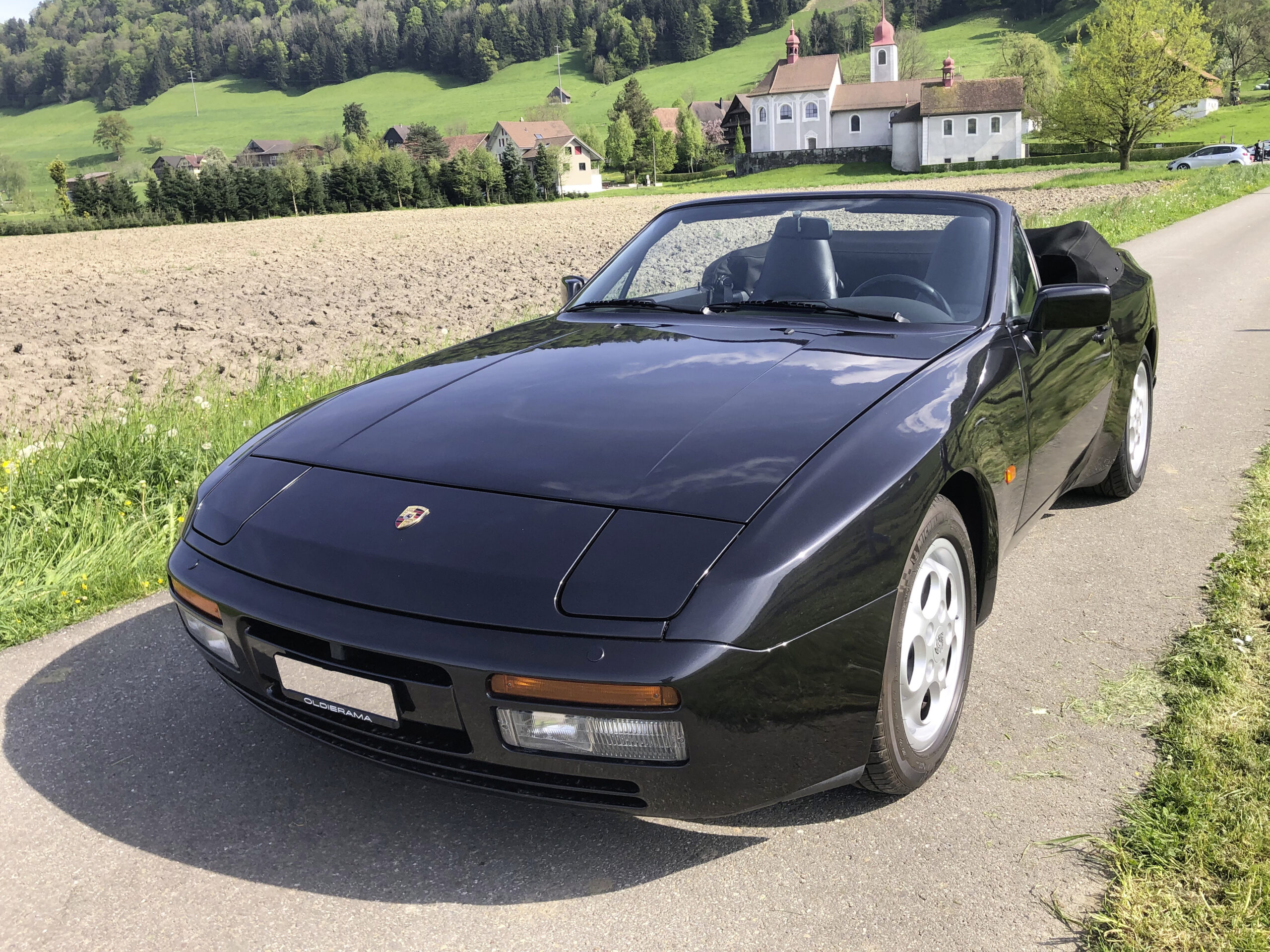 Porsche 944