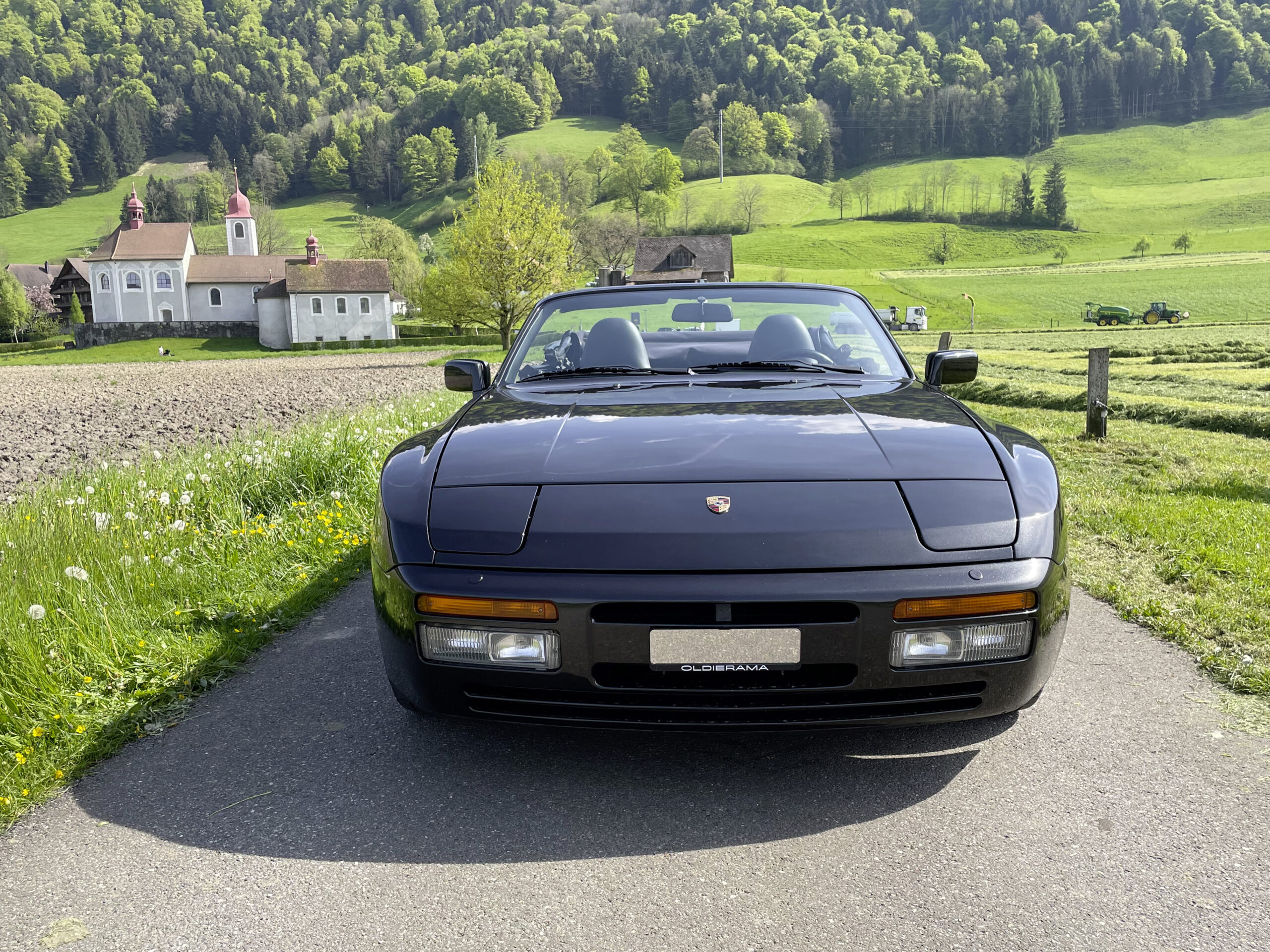 Porsche 944