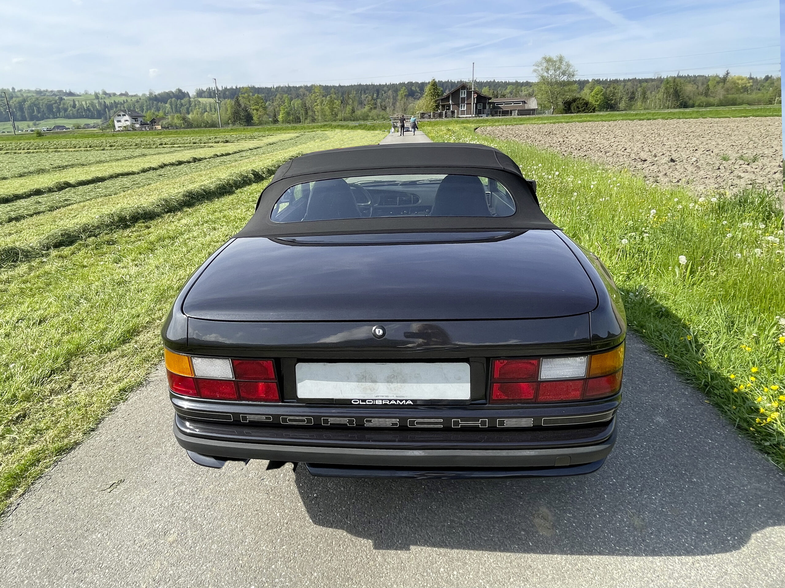 Porsche 944