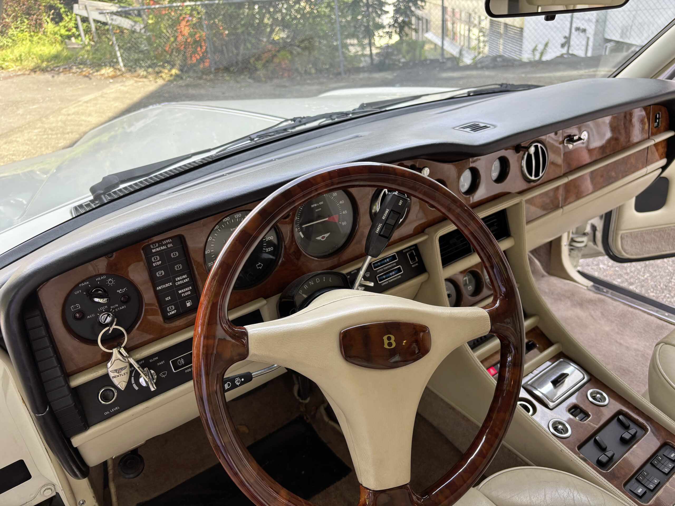1987, Bentley Turbo R LWB